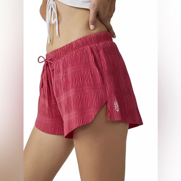 FP Movement Shirr Enough Shorts- NWOT Free People - Picture 4 of 9